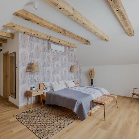 Tulipan Haz Gyal Apartment Ngoại thất bức ảnh