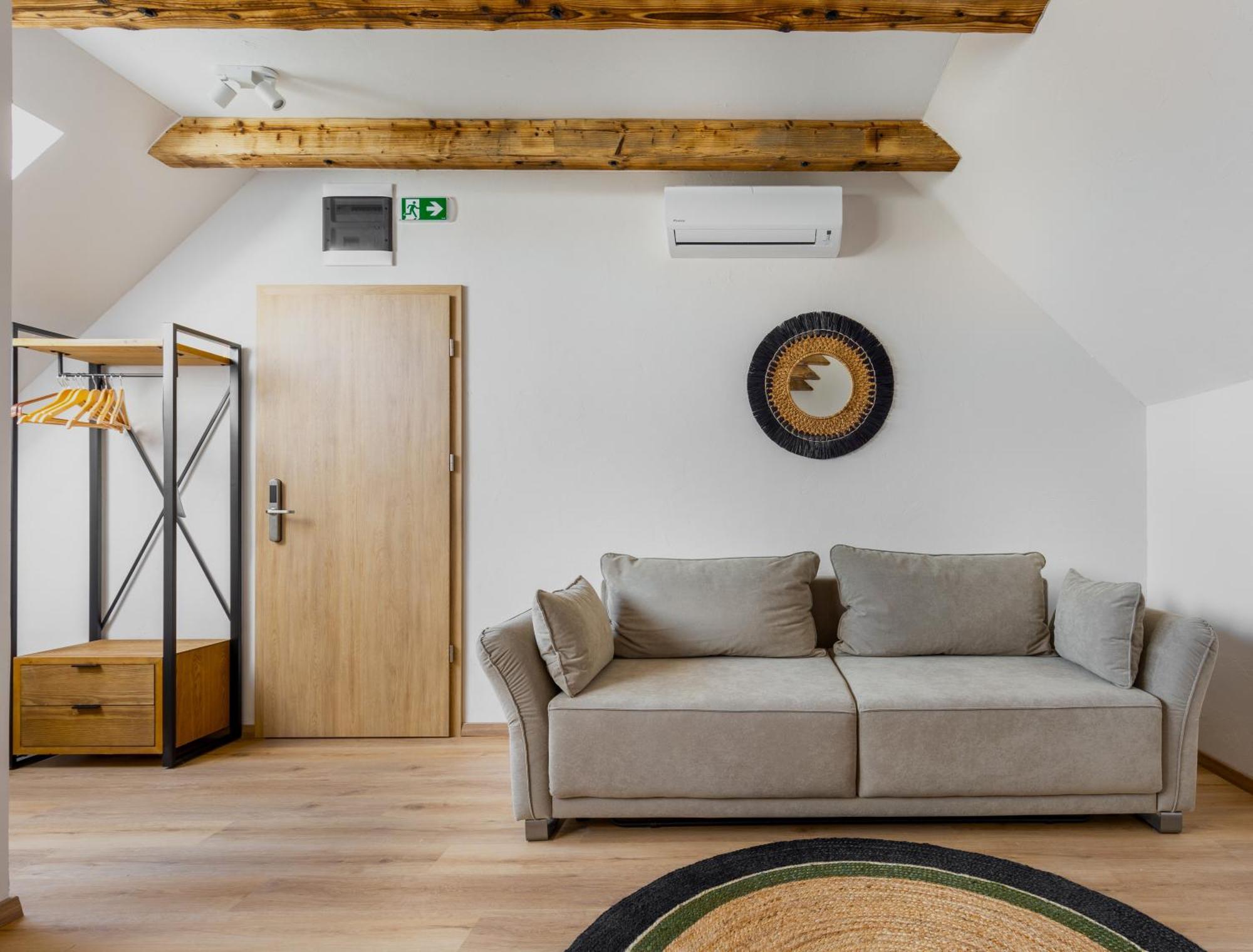 Tulipan Haz Gyal Apartment Ngoại thất bức ảnh